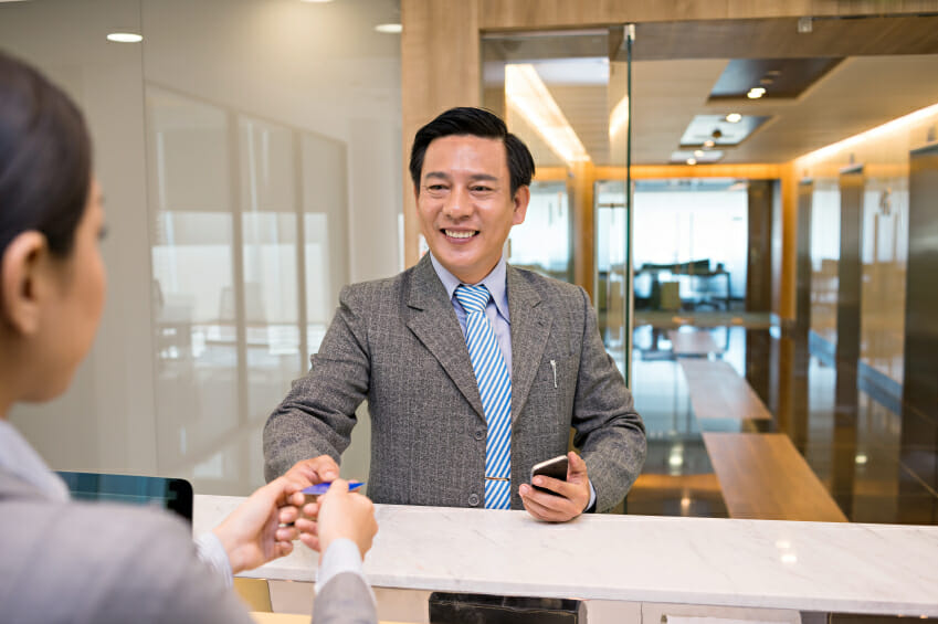 Attending a Hospitality College in BC? Find Out How Canada’s Weak Loonie Can Benefit Your Career