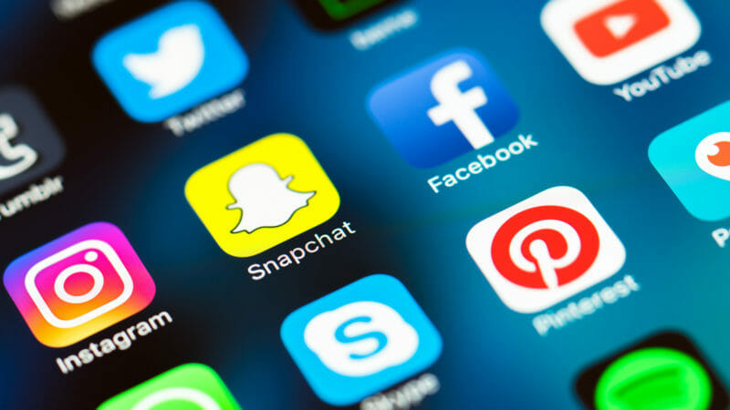 6 Ways Social Media Can Help You Land A New Job!