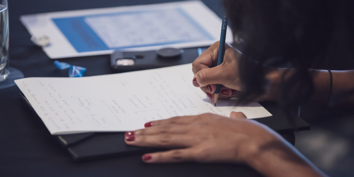 A content strategist developing a digital campaign, utilizing knowledge from a certificate program in marketing and strategy.
