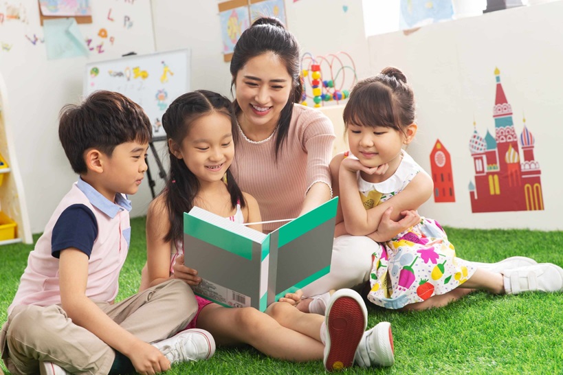 Early Childcare Assistant